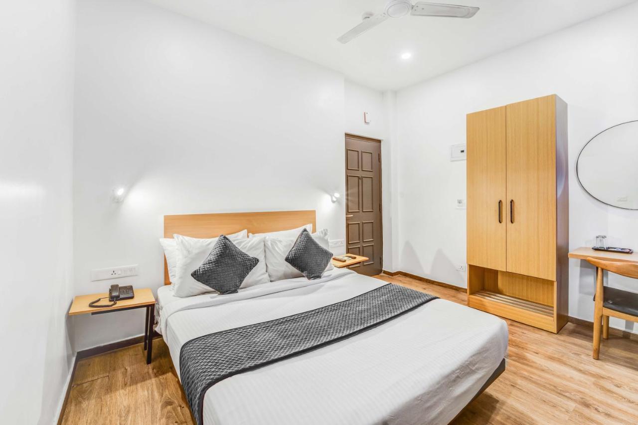 Rohaan Inn - Upar Hotels Ashok Nagar Chennai Exteriör bild